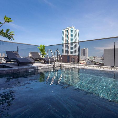 دا نانغ Hsuites Riverside Hotel And Apartment المظهر الخارجي الصورة